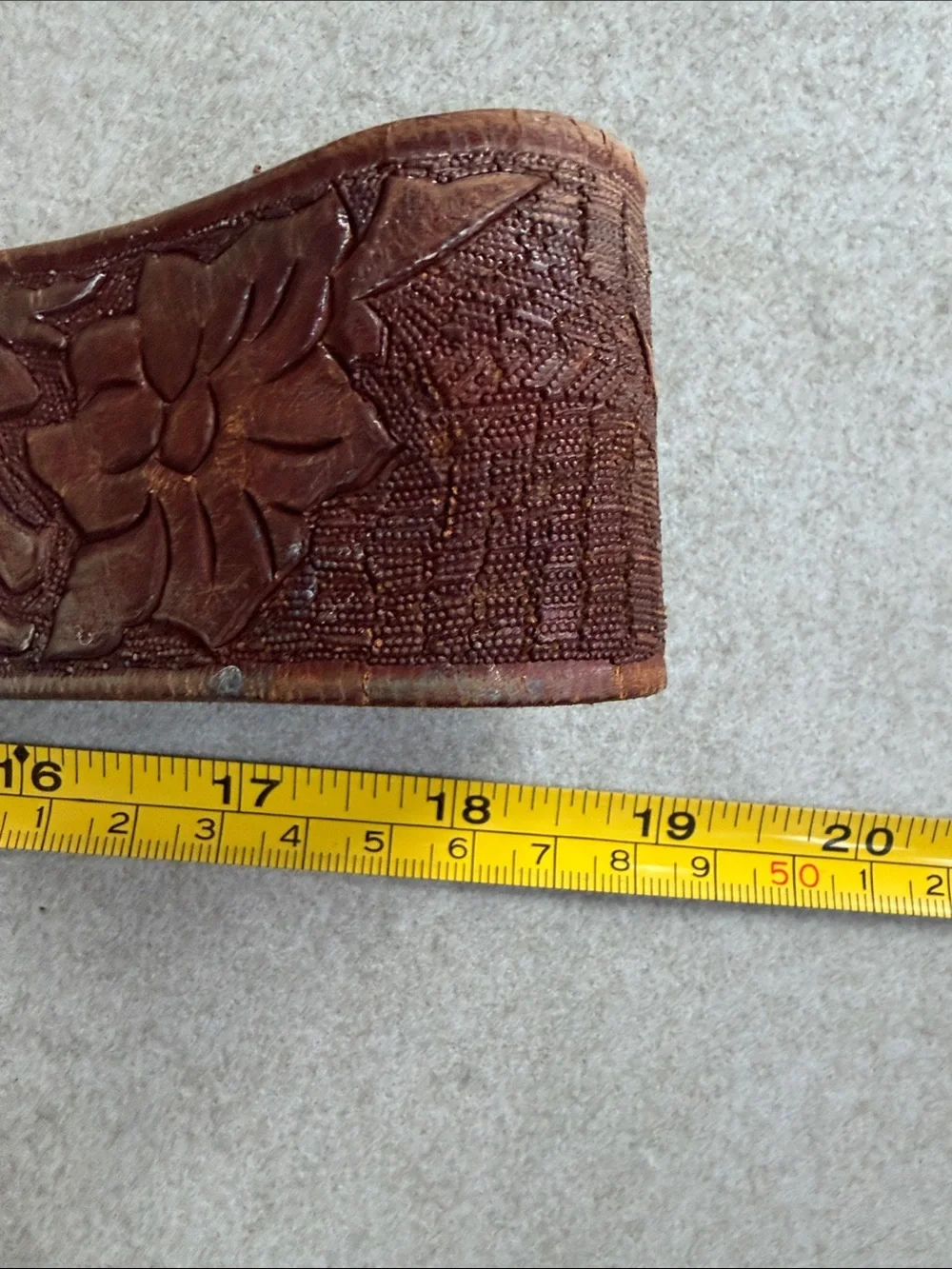 Vintage Tooled Leather Silver Tone Buckle Brown Men’s Belt about 39” long